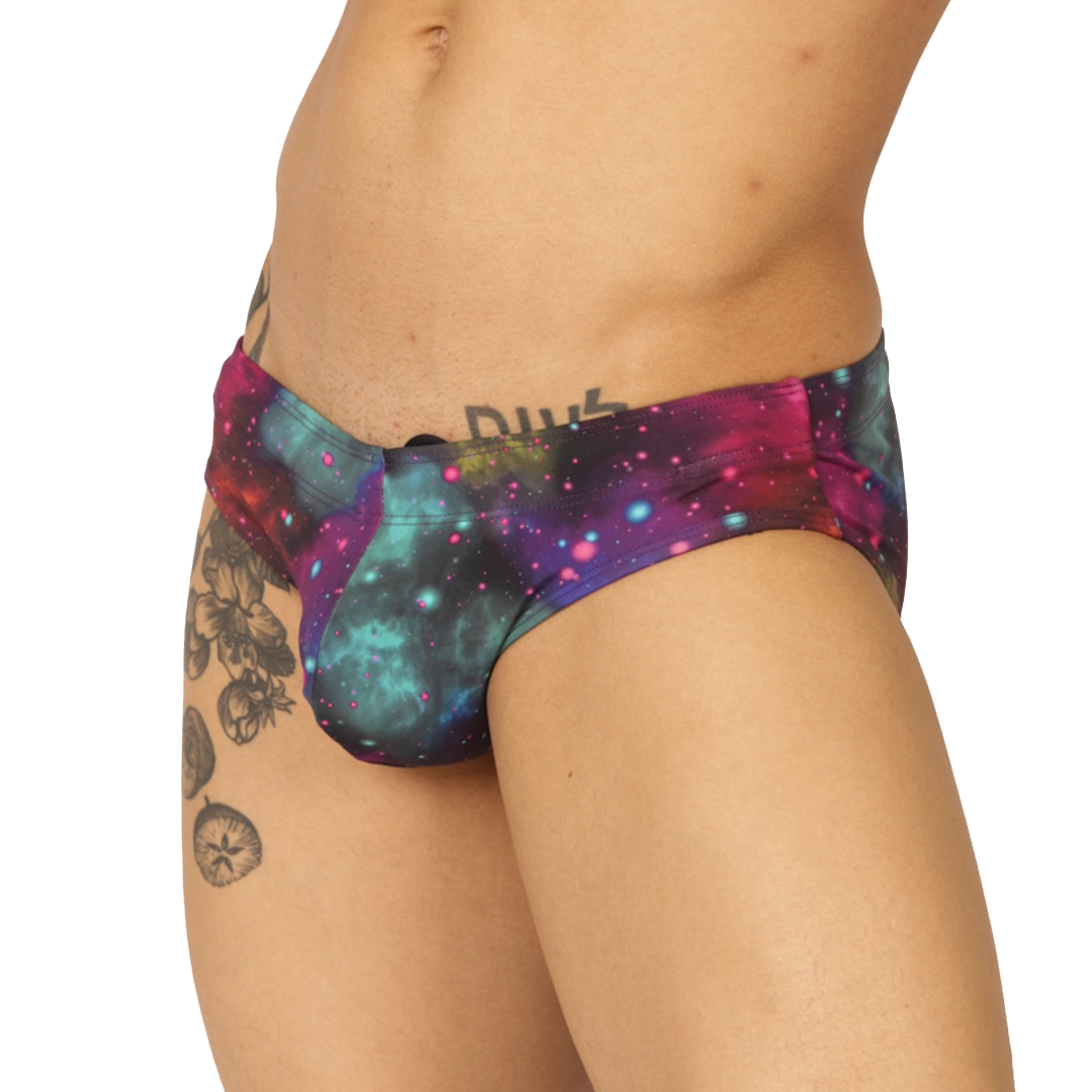 UNIVERSE SWIMBRIEF - Bold Men's Brief with Contrasting Waistband
